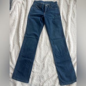 Wrangler Ultimate Riding Jeans Q Baby in Boot Scootin